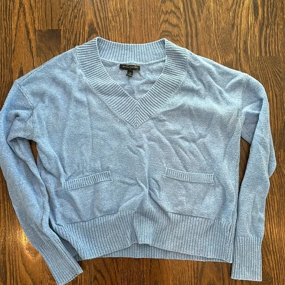 Banana Republic Blue Sweater - Picture 4 of 7